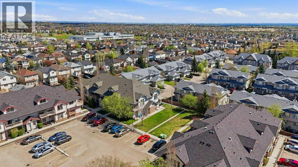 #106 31 Everridge Square SW - 20