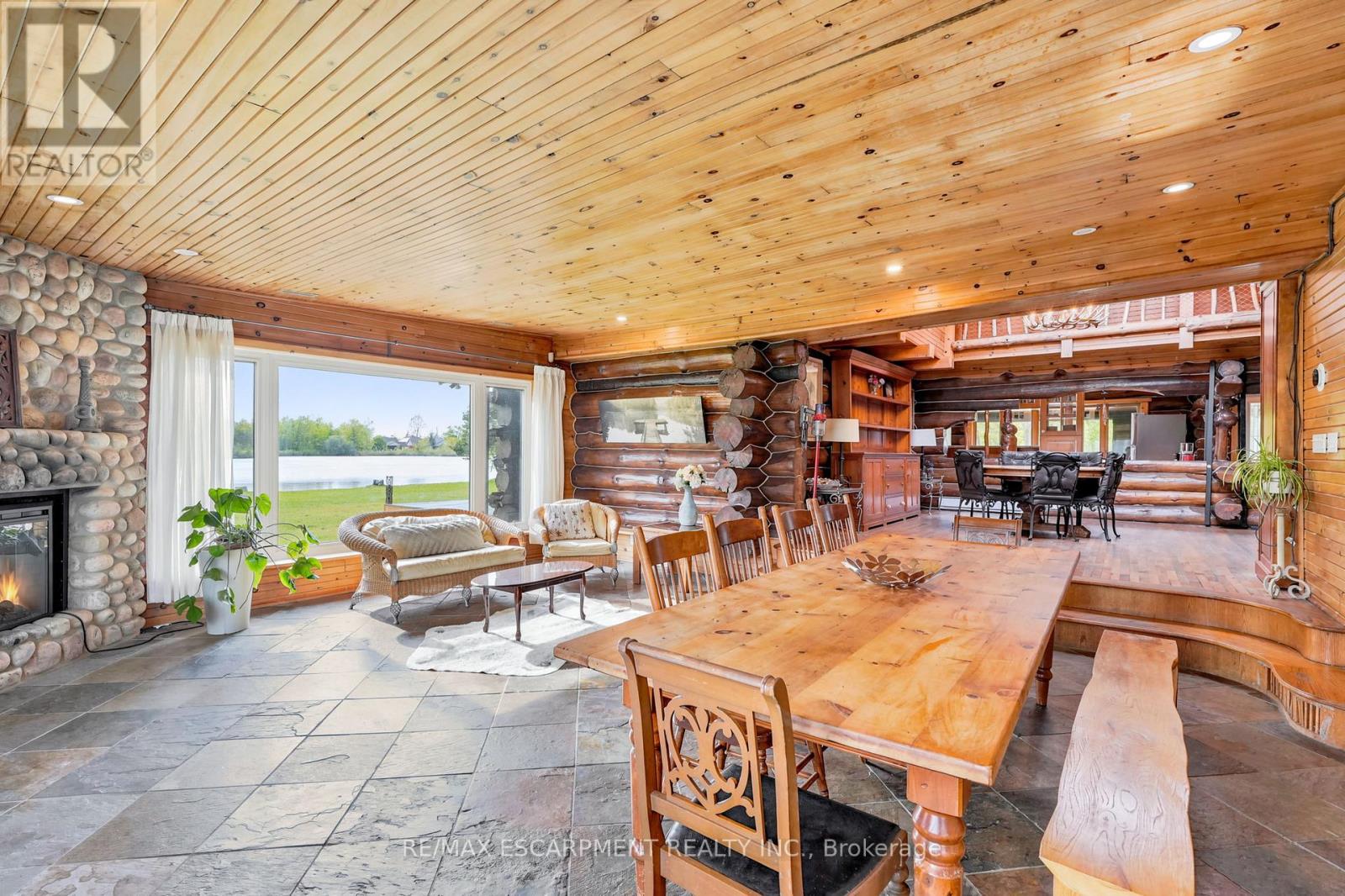 678 CHANTLER ROAD - 23