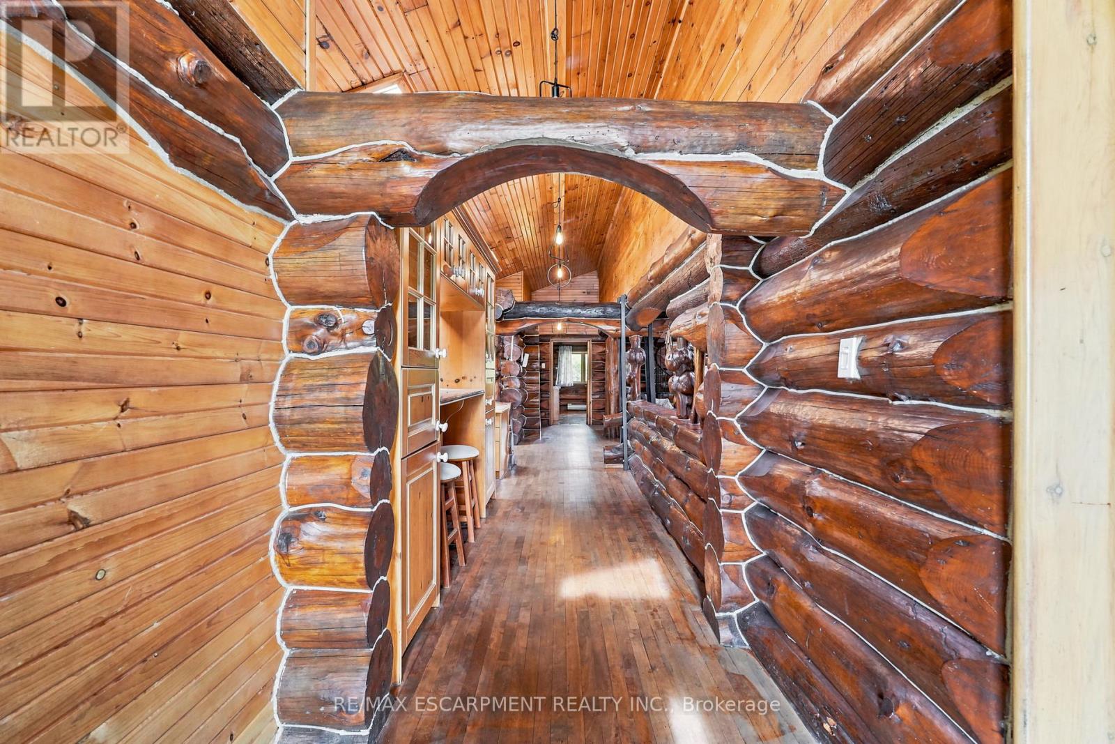 678 CHANTLER ROAD - 38
