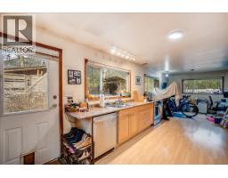 3918 Passmore Upper Road, Passmore, BC V0G2J0 Photo 52