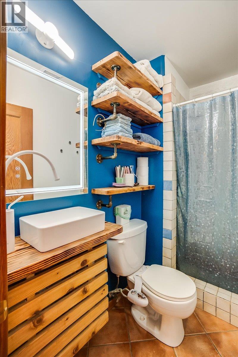 3918 PASSMORE UPPER Road - 4