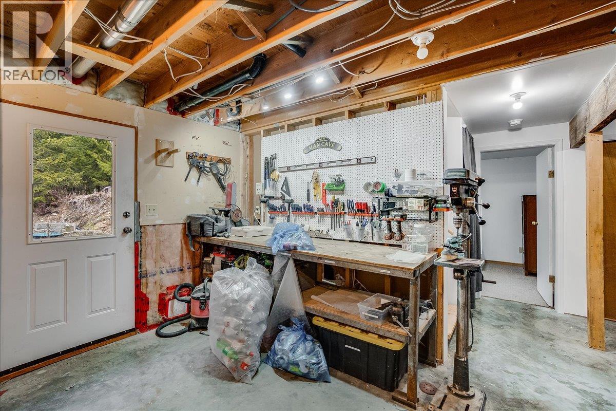 3918 PASSMORE UPPER Road - 49