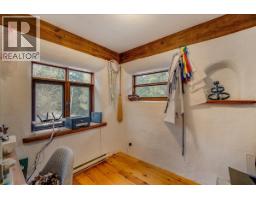 Kitchen - 3918 Passmore Upper Road, Passmore, BC V0G2J0 Photo 8
