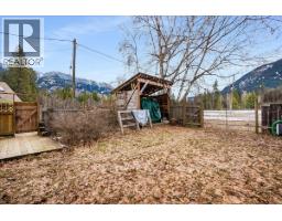 3918 Passmore Upper Road, Passmore, BC V0G2J0 Photo 71