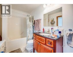 3918 Passmore Upper Road, Passmore, BC V0G2J0 Photo 62