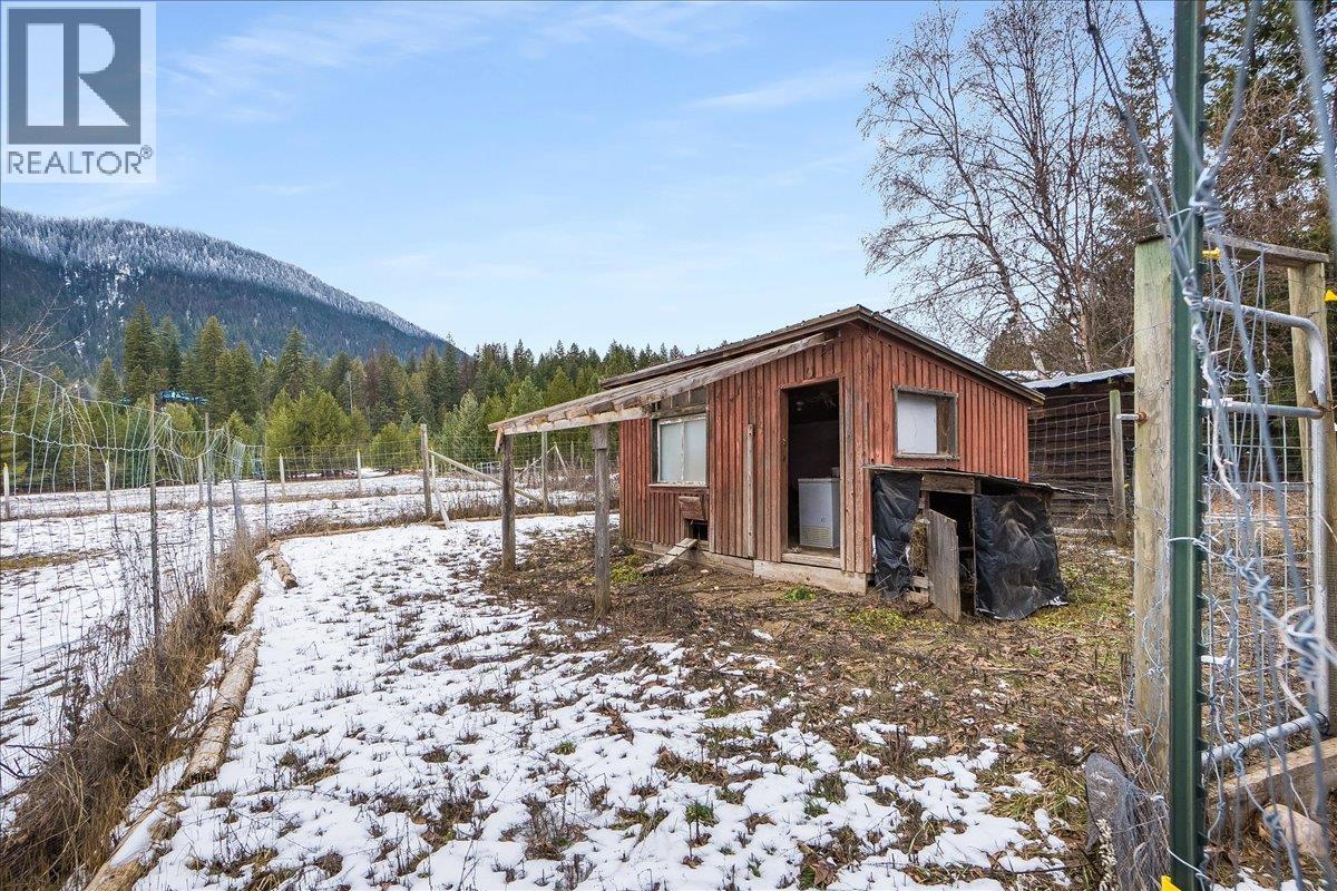 3918 PASSMORE UPPER Road - 98