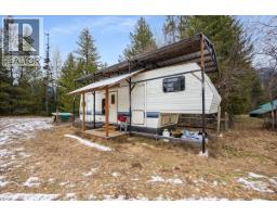 3918 Passmore Upper Road, Passmore, BC V0G2J0 Photo 95