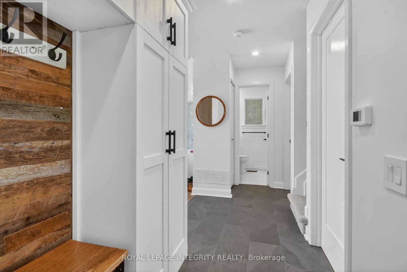 336 BROADWAY STREET W - 7