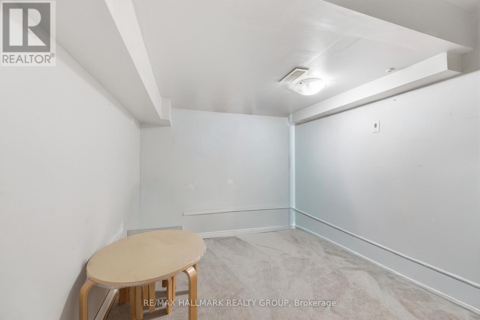 2208 BROCKSTONE CRESCENT - 28