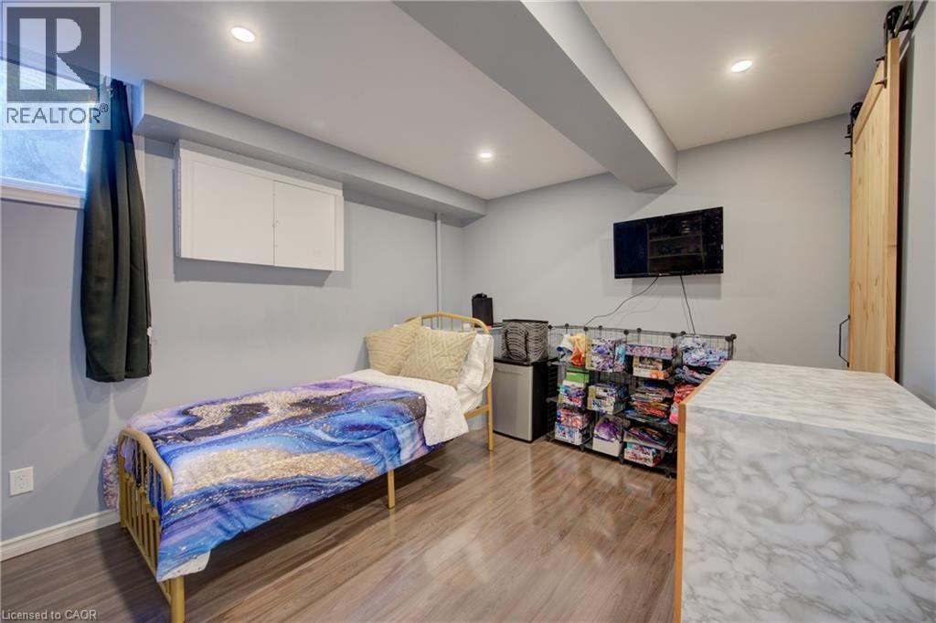 #B 626 SETTLERSFIELD Court - 34