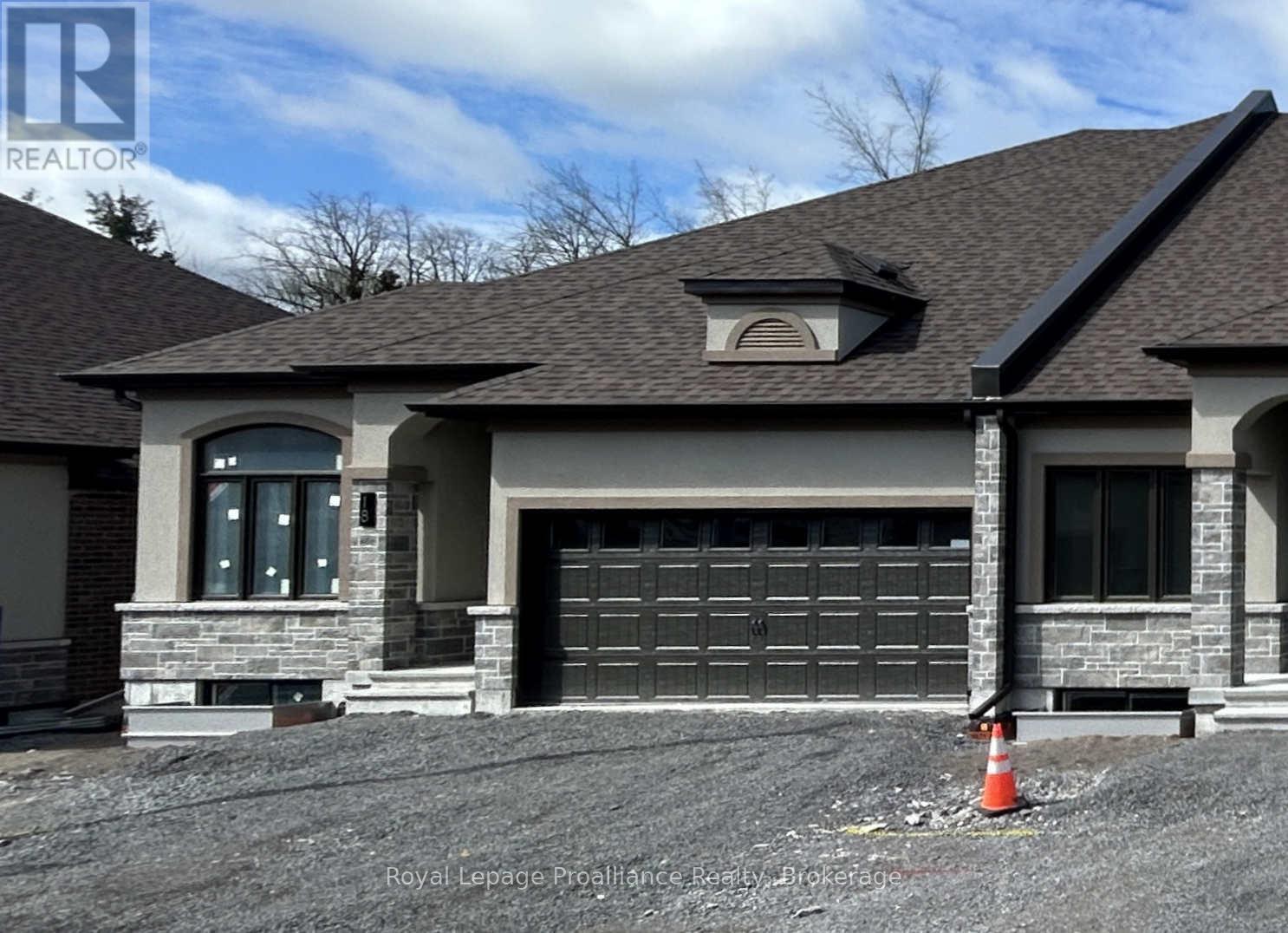 18 - 99 CLOVERLEAF DRIVE