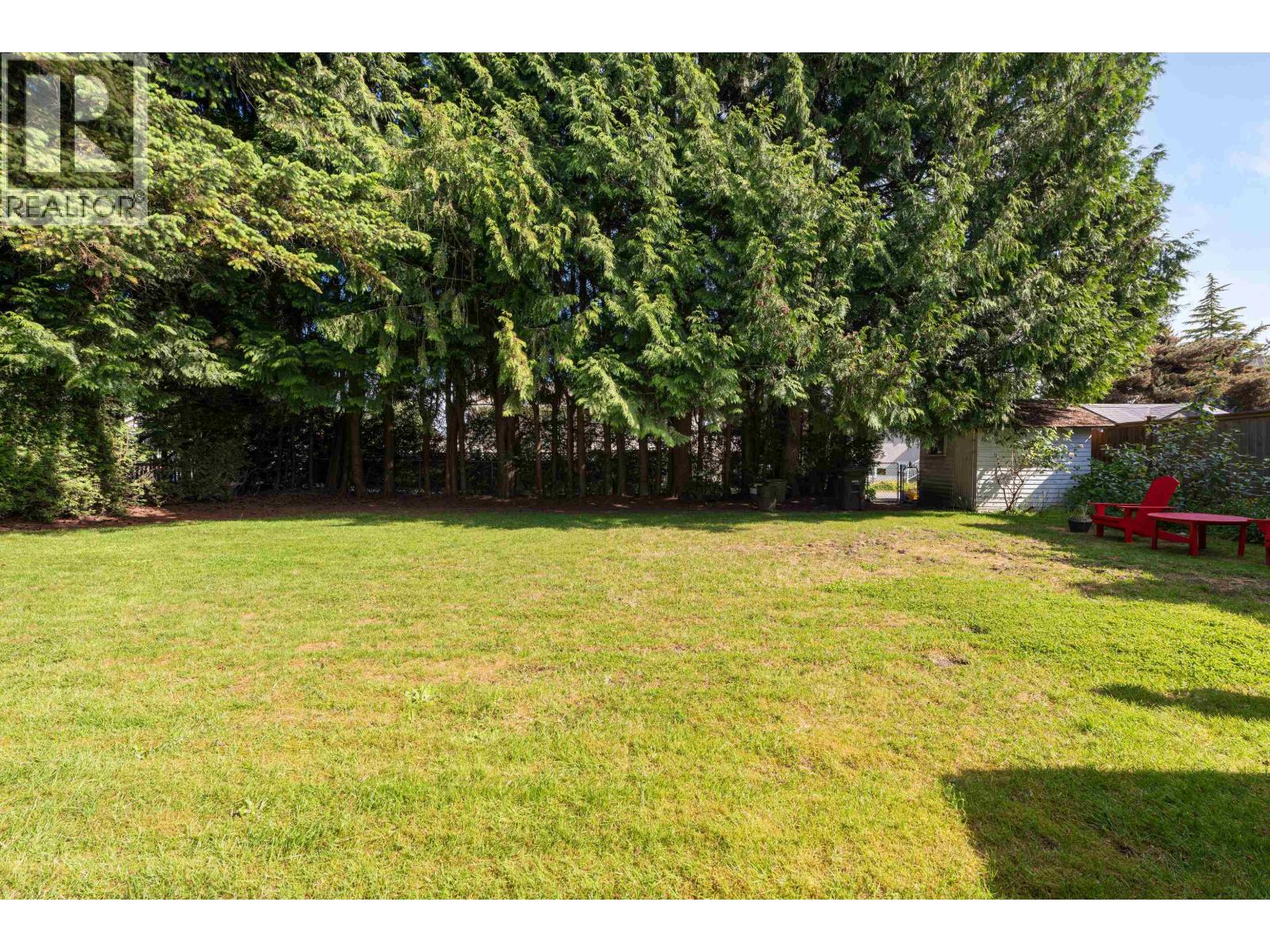 5282 INMAN AVENUE, Burnaby