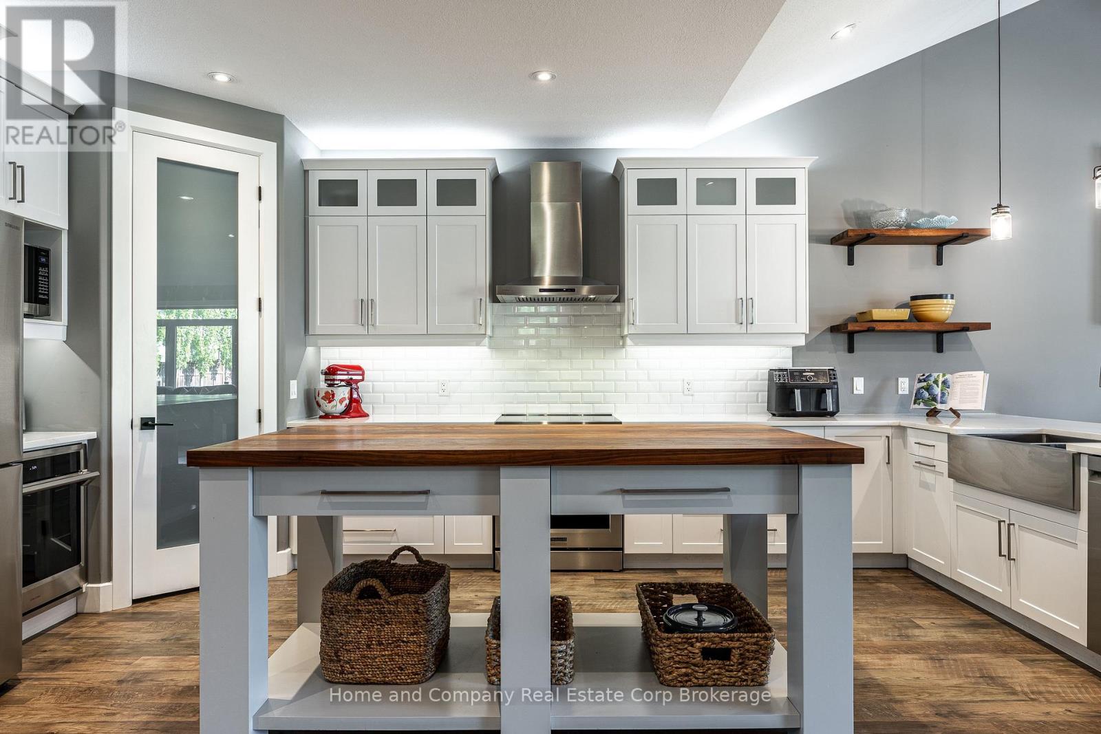 3206 VIVIAN LINE 37 STREET - 10