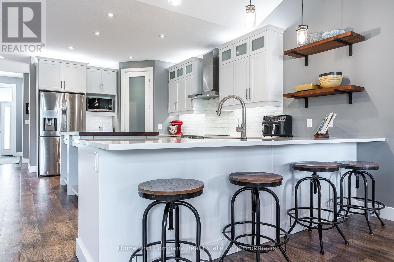 3206 VIVIAN LINE 37 STREET - 16