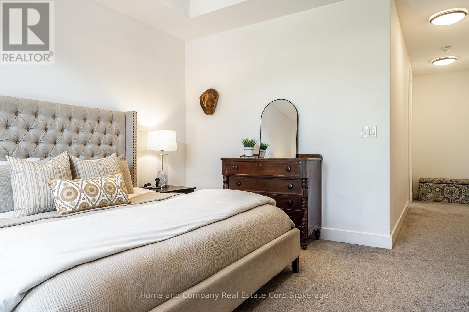 3206 VIVIAN LINE 37 STREET - 21