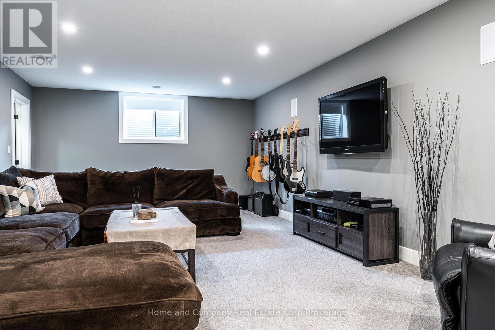 3206 VIVIAN LINE 37 STREET - 25