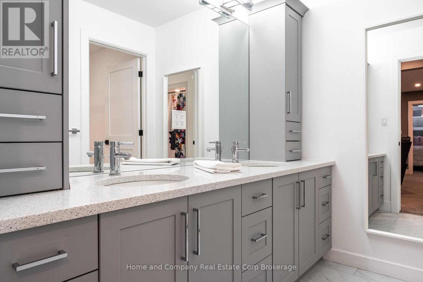3206 VIVIAN LINE 37 STREET - 30