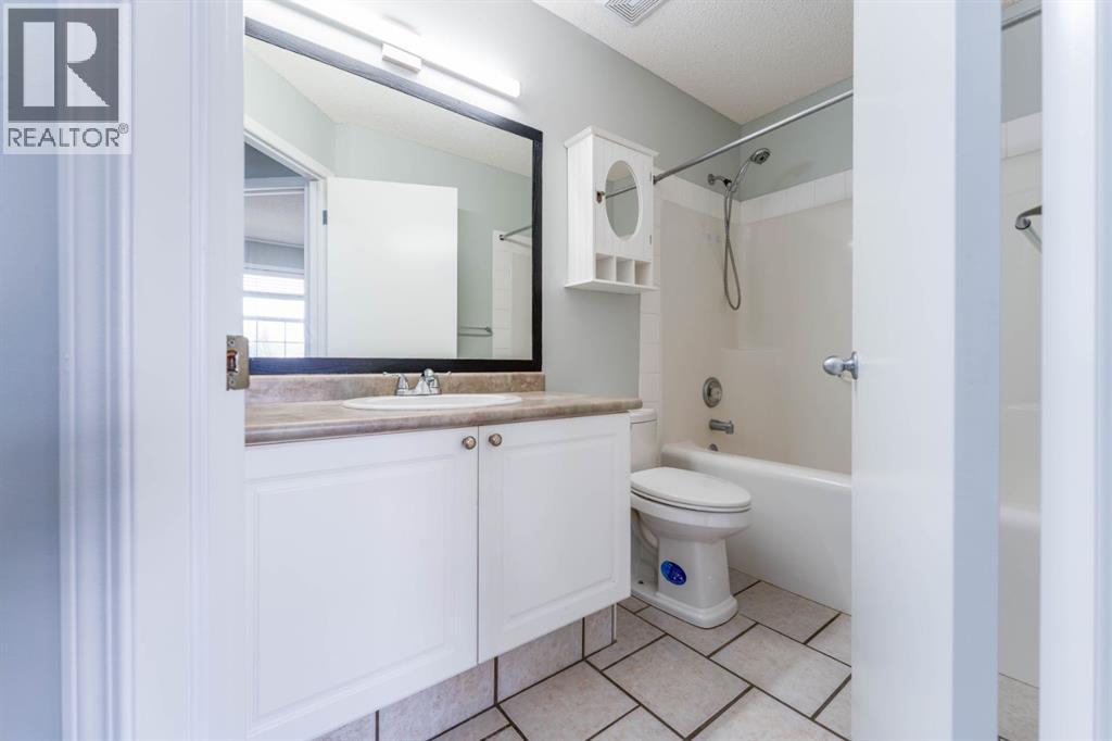 45 Tuscany Springs Garden NW - 20