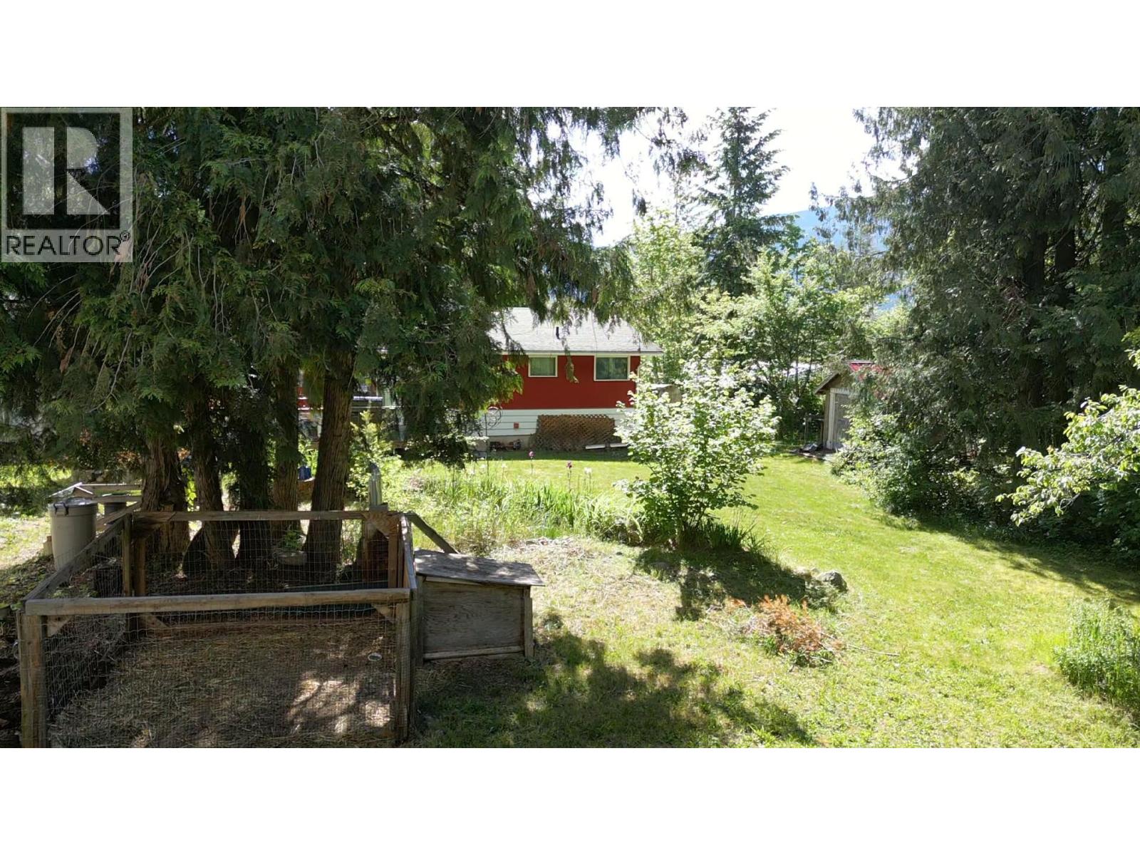4841 5 Avenue SW - 28