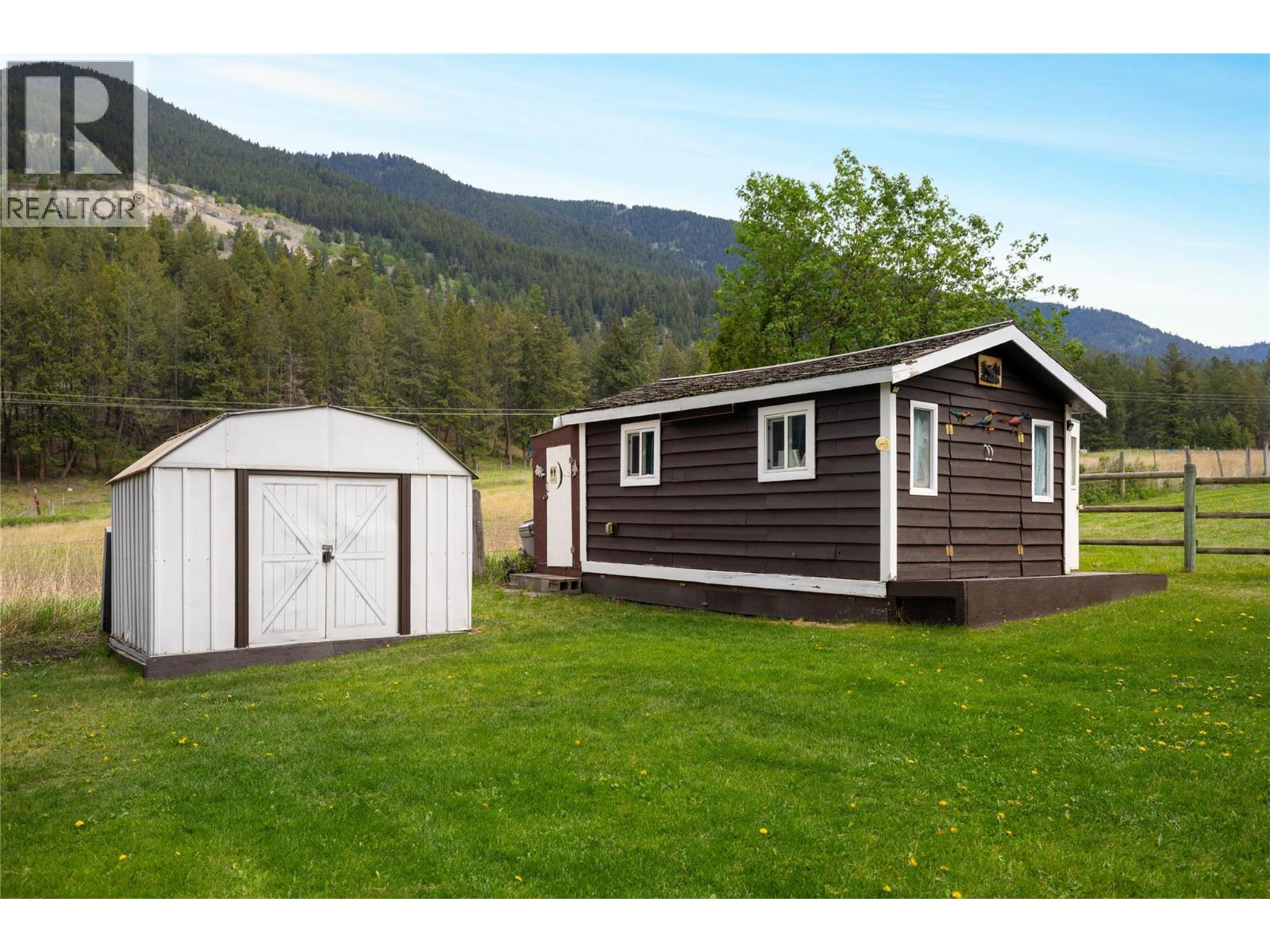 5708 Tuktakamin Road - 40