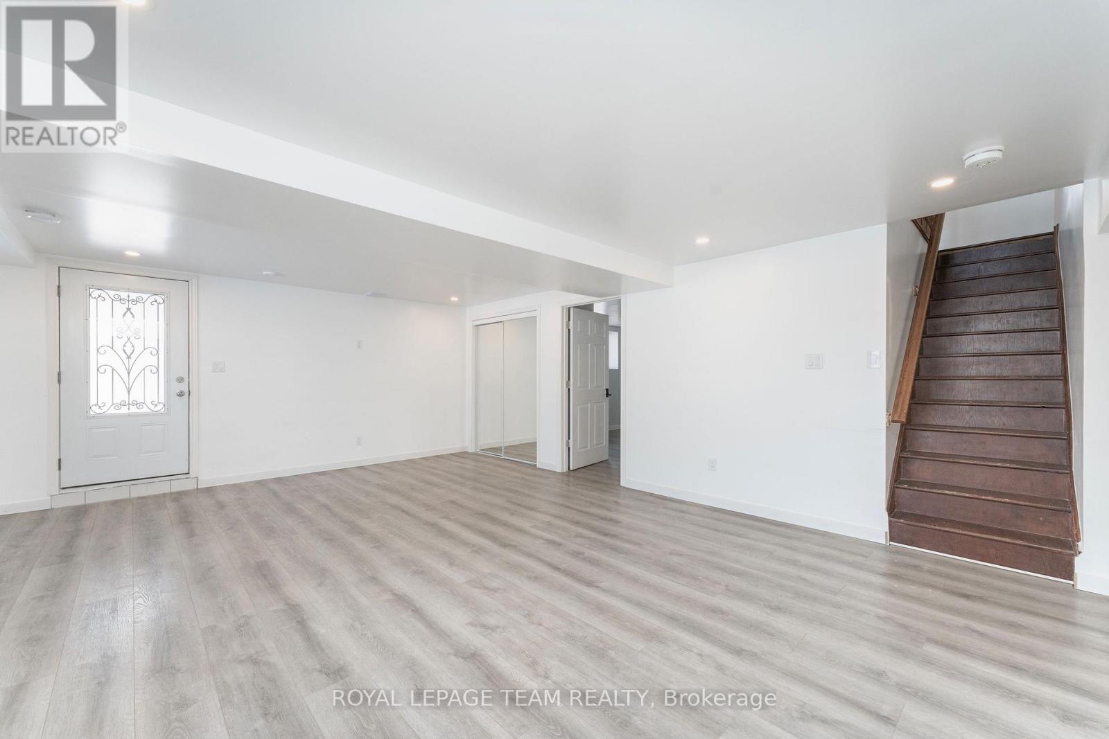 220 VANCES SIDE ROAD - 32