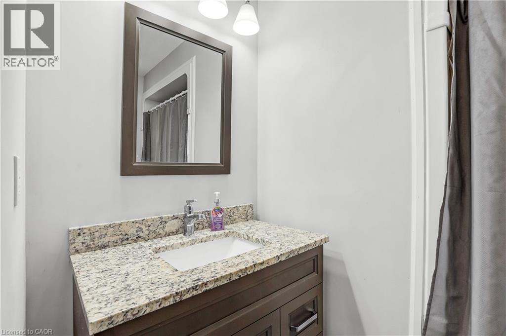 #16 2215 CLEAVER Avenue - 14