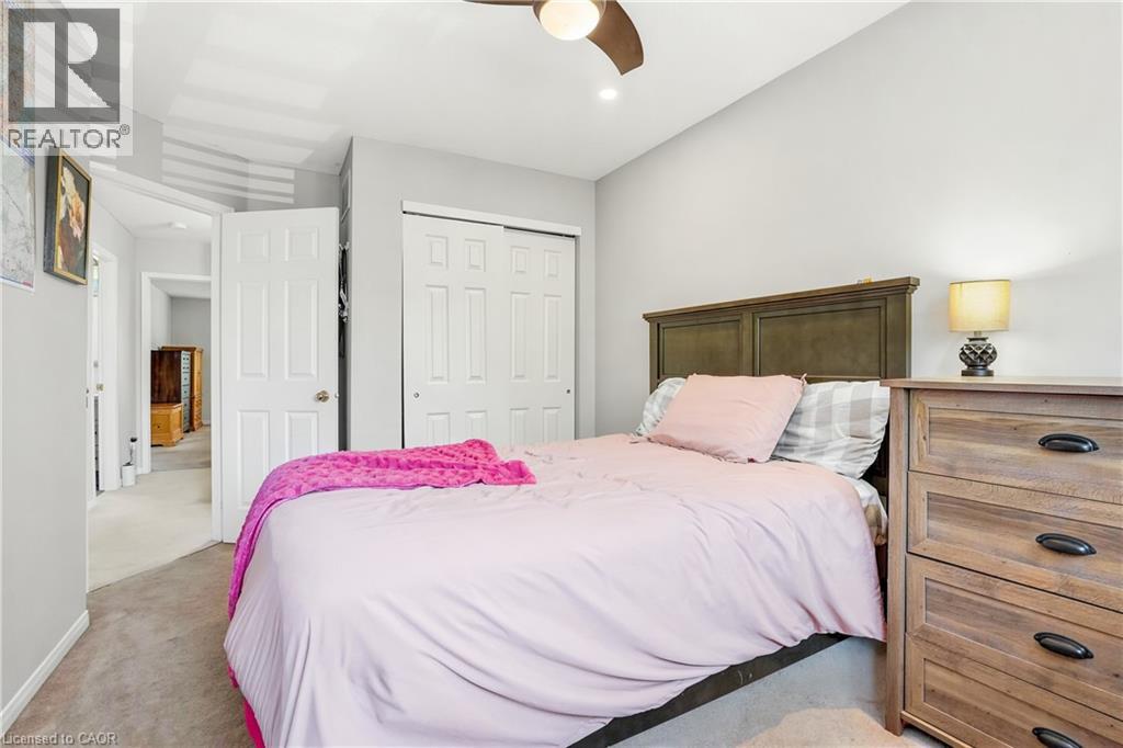 #16 2215 CLEAVER Avenue - 15
