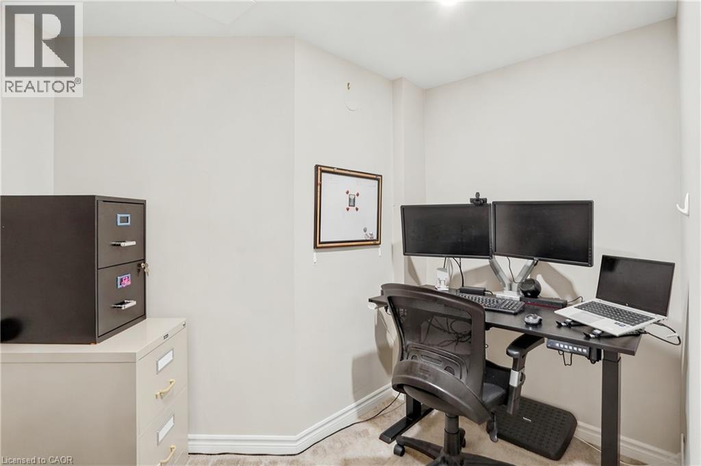 #16 2215 CLEAVER Avenue - 17