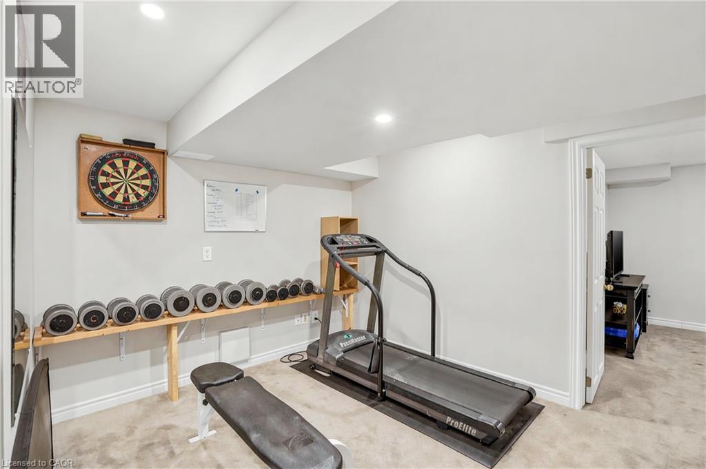 #16 2215 CLEAVER Avenue - 18