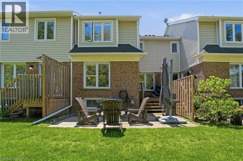 #16 2215 CLEAVER Avenue - 19