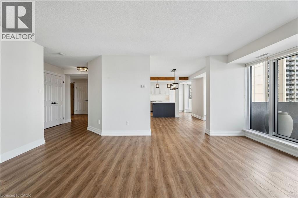 #1304 67 CAROLINE Street S - 29