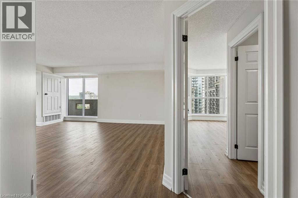 #1304 67 CAROLINE Street S - 35