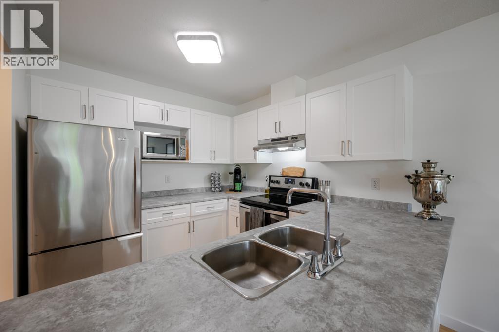 416 1220 LASALLE Place - photo 2