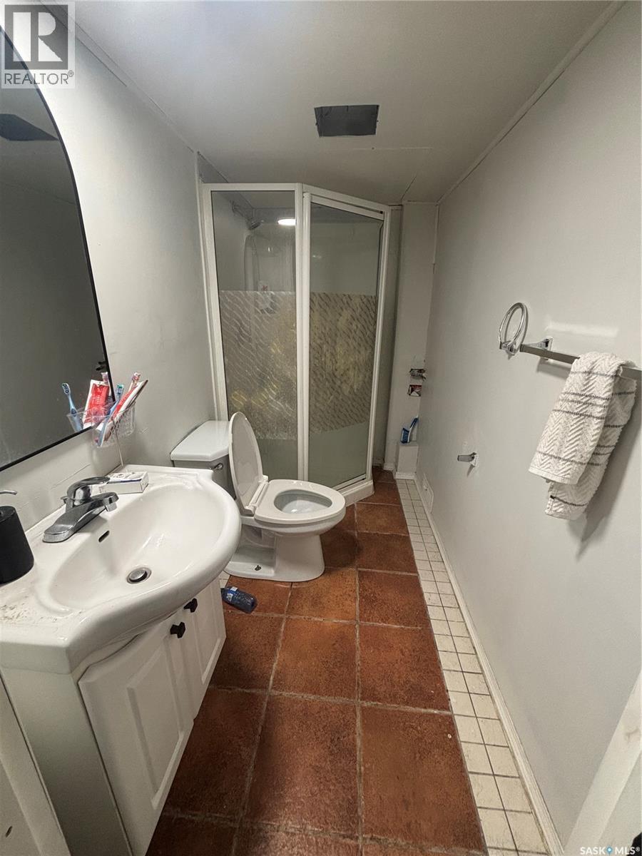1306 B AVENUE N - 14