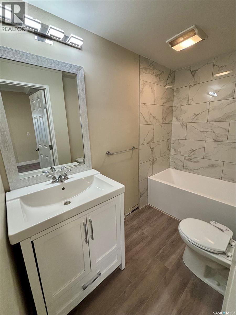 1306 B AVENUE N - 6