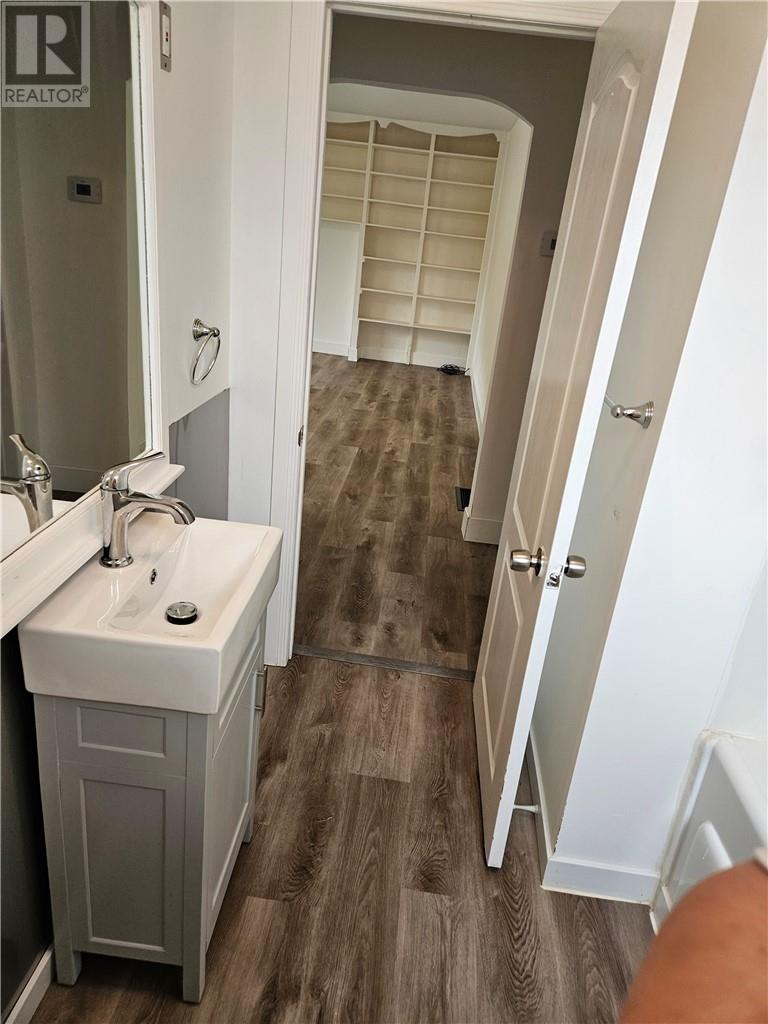 5099 Regional Road 55 - 49