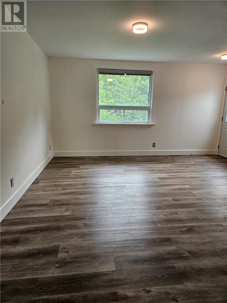 5099 Regional Road 55 - 34