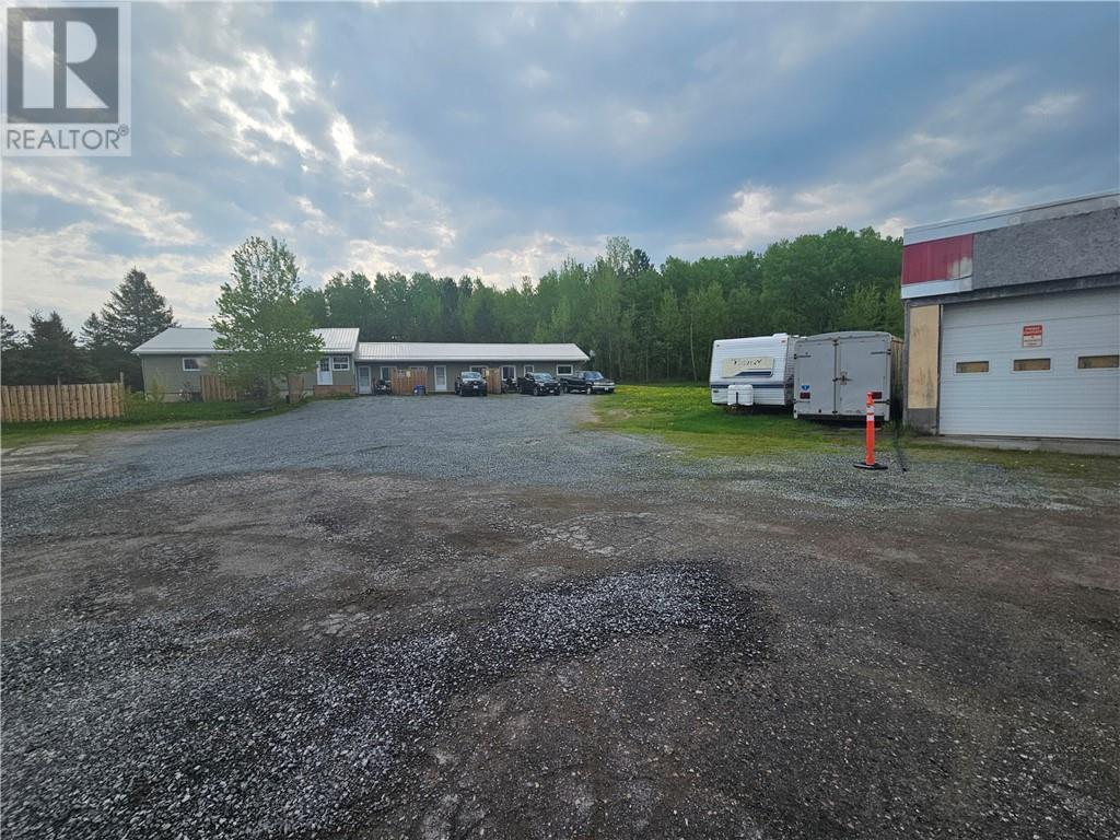 5099 Regional Road 55 - 26