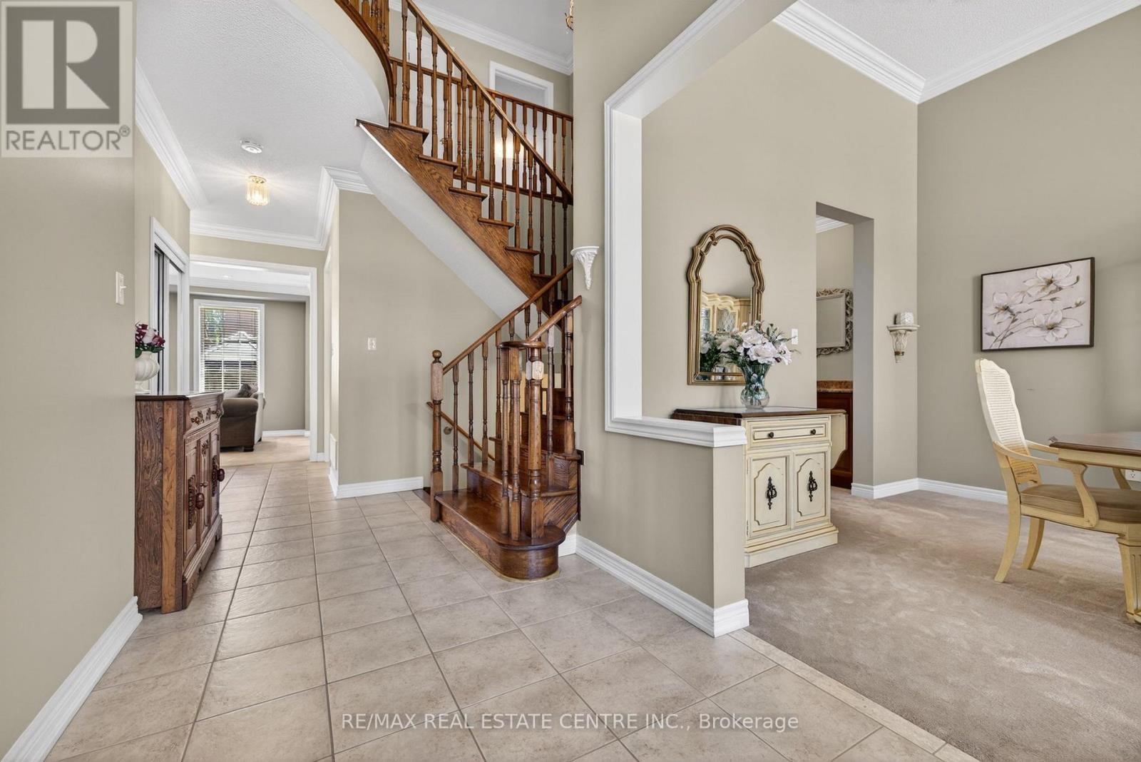 1022 LAIDLAW DRIVE - 7