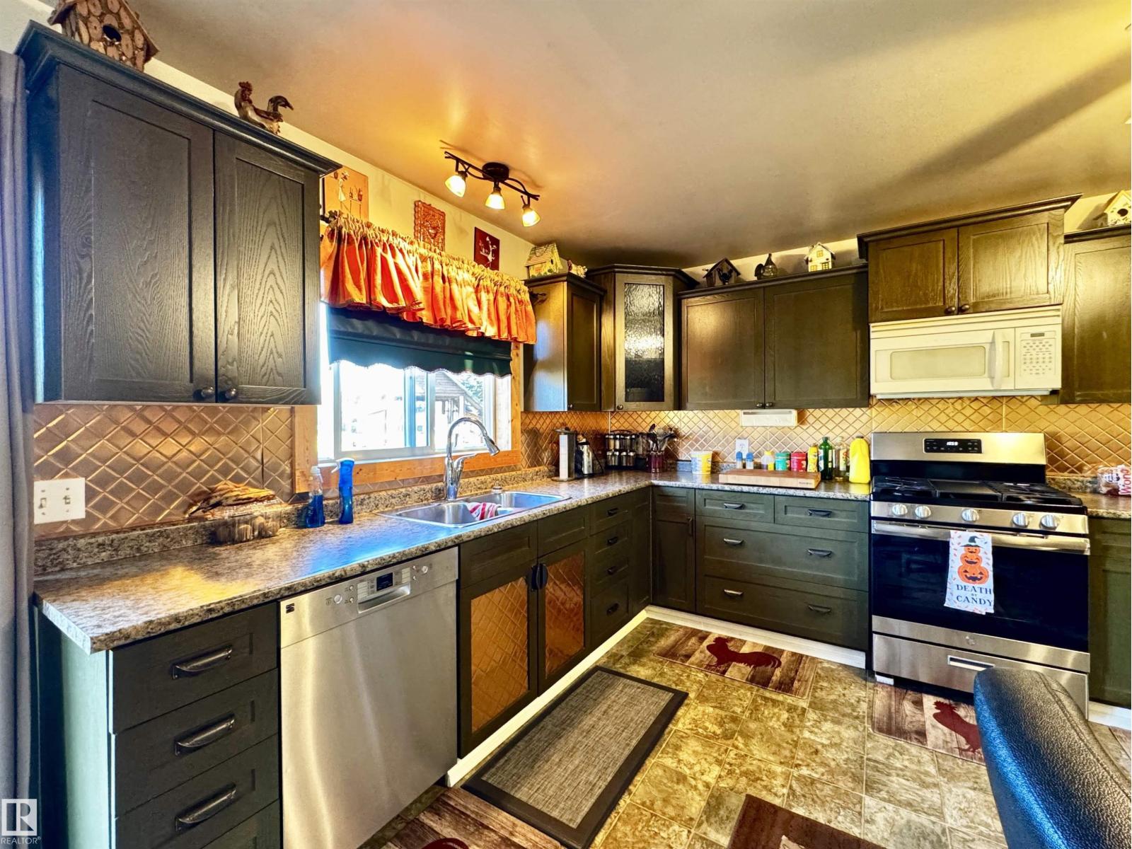 8402 Township 503 - 9