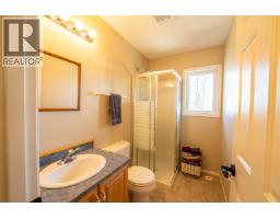 Laundry room - 13499 Sunnyside Cove, Charlie Lake, BC V0C1H0 Photo 11