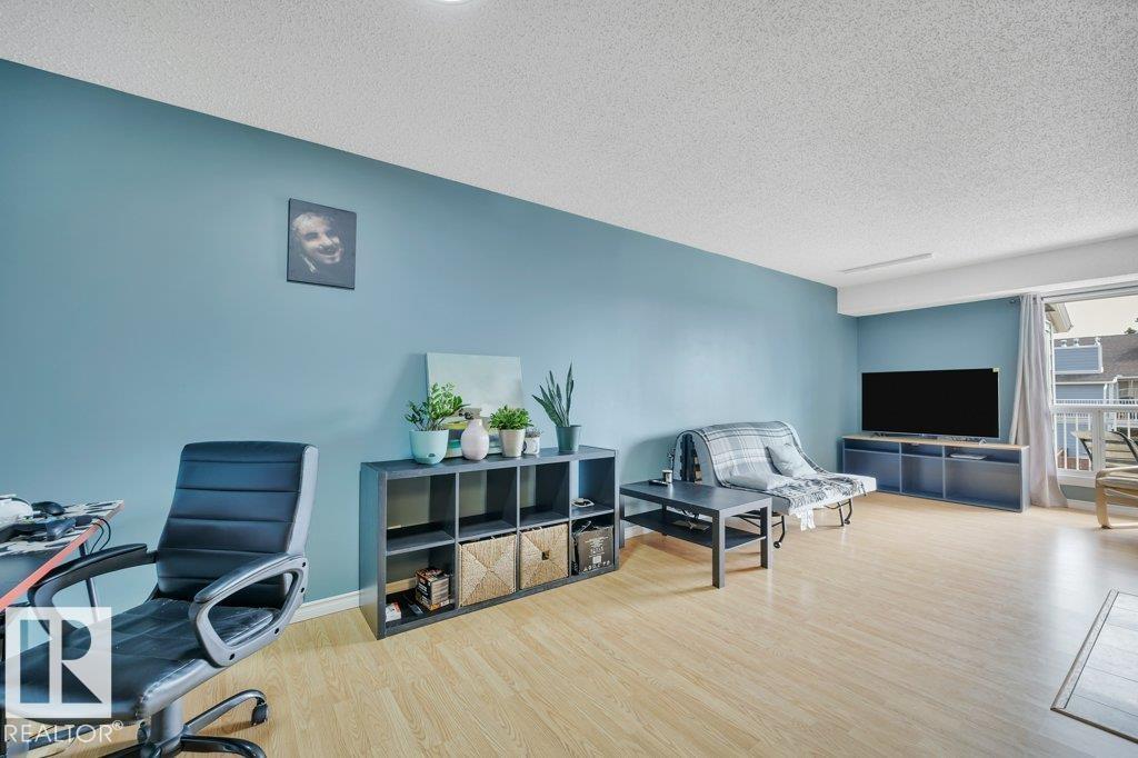 2336 151 AV NW - 11