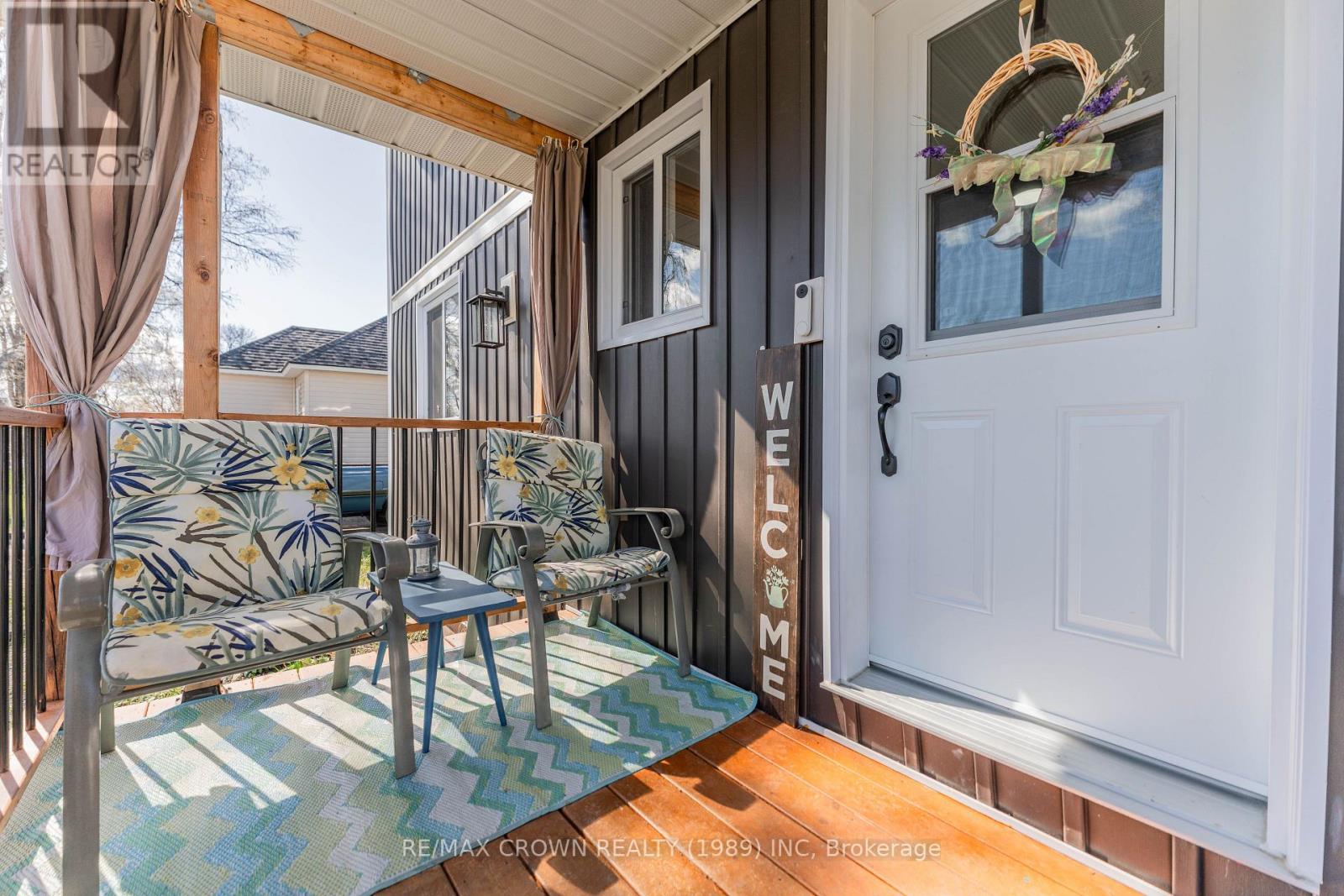33 DOMINION AVENUE - 6