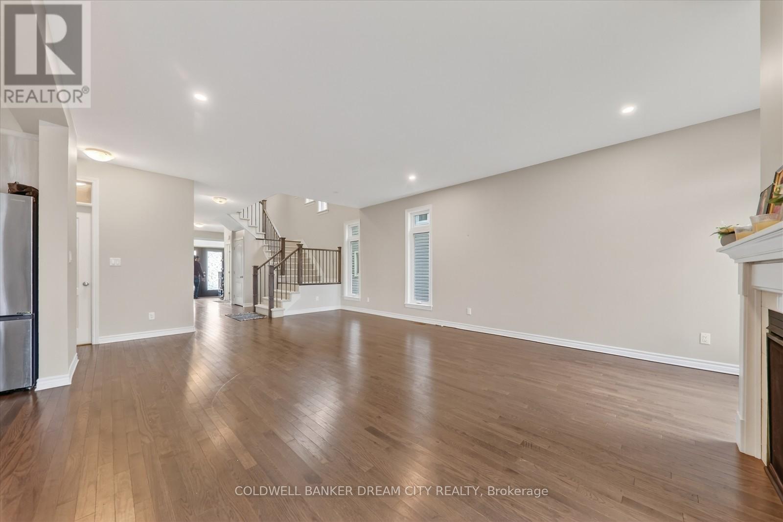 1386 MONARCH DRIVE - 10