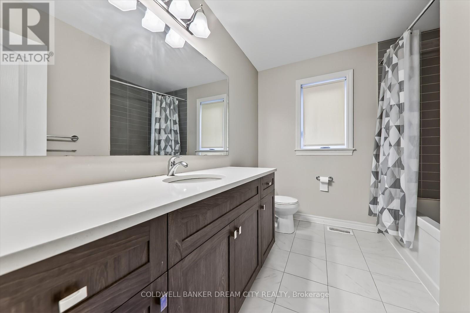 1386 MONARCH DRIVE - 31