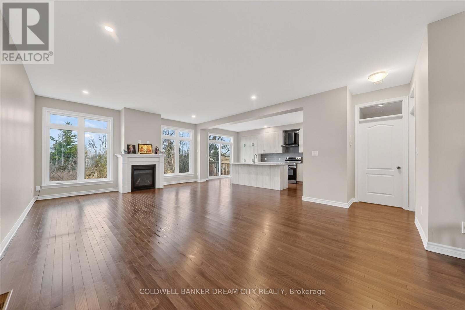 1386 MONARCH DRIVE - 9