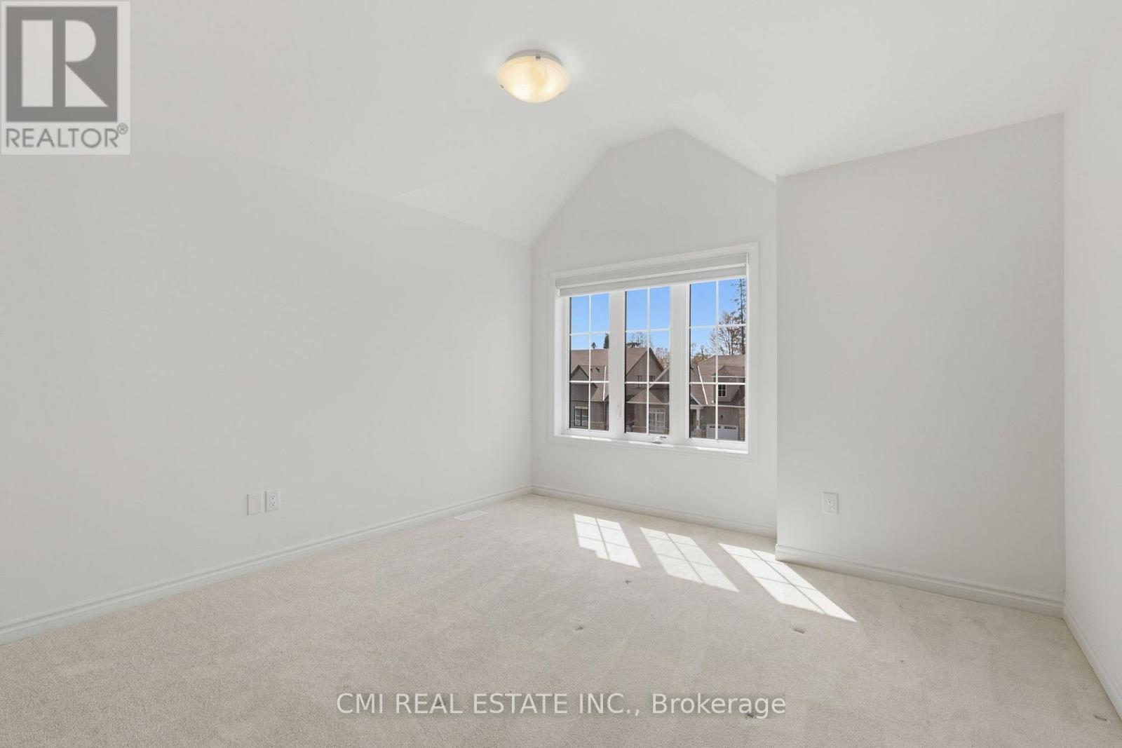 20 HILLCROFT WAY - 27