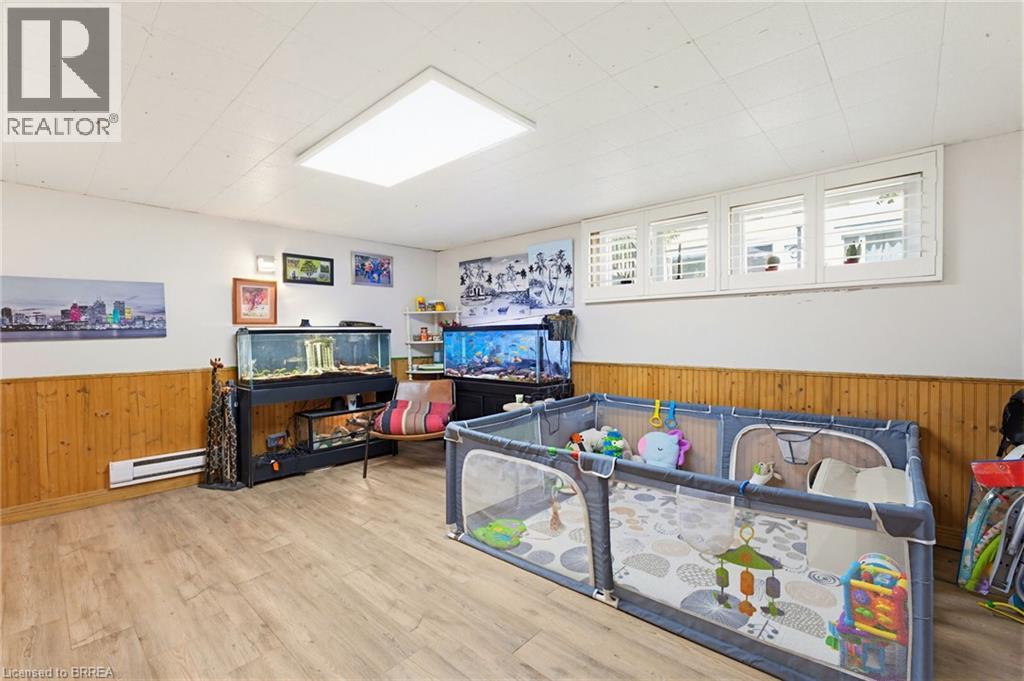 #6 26 COACHWOOD Road - 16
