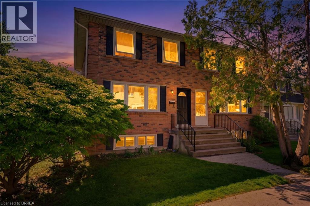 #6 26 COACHWOOD Road - 19