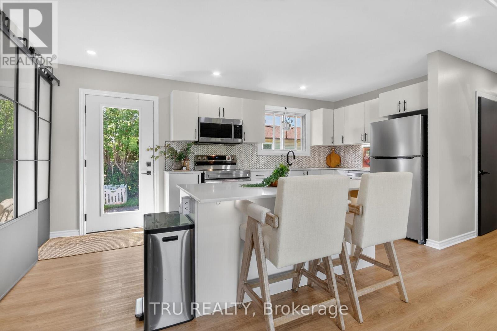 19 TODD DRIVE - 21